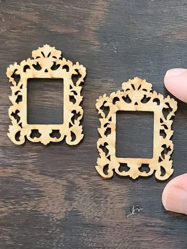 Majestic Dollhouse Miniature Wooden Frames