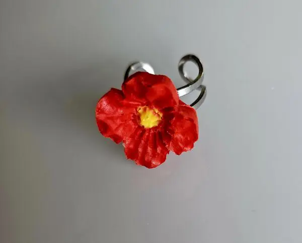 Beautiful Bright Red Flower Ring