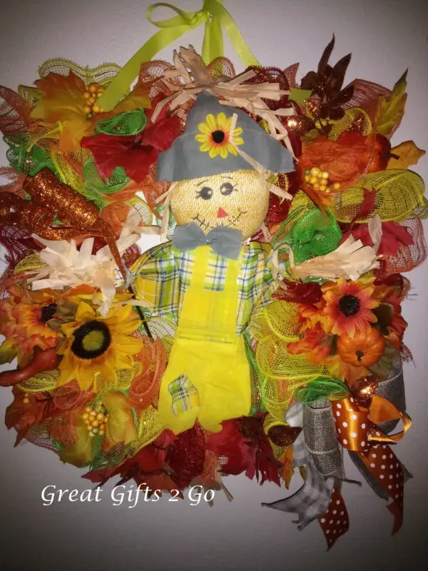 Adorable Fall Scarecrow Wreath