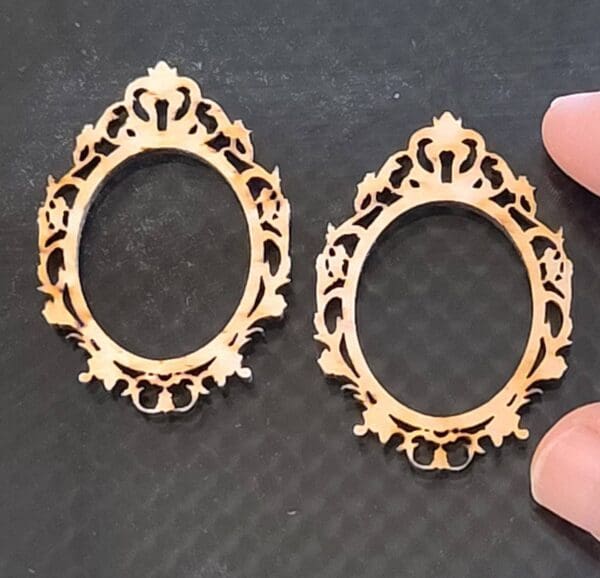 Glamorous Dollhouse Wooden Oval Frames Set of 2