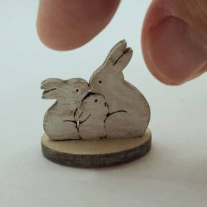 Cute Dollhouse Miniature White Bunny Family Carving (Round Base)