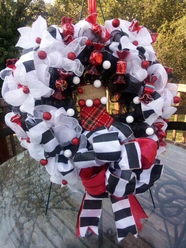 Fabulous Black White Red Christmas Wreath