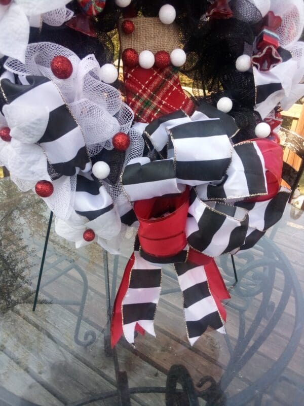 Fabulous Black White Red Christmas Wreath